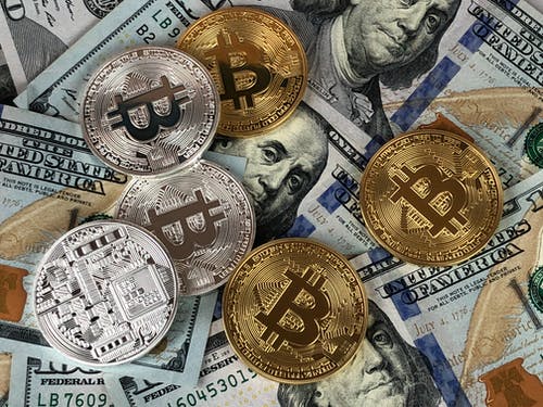 49-Bitcoin & dollars